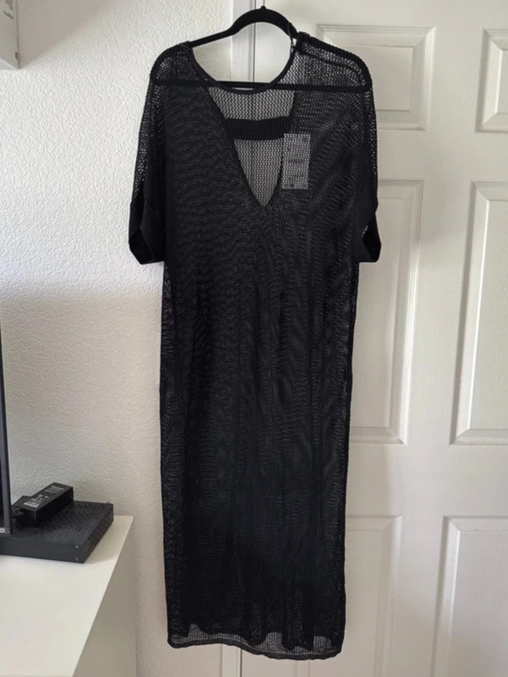 NWT ZARA Black Mesh V-Neck Women's Dress